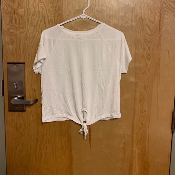 Crop top - Picture 1 of 3